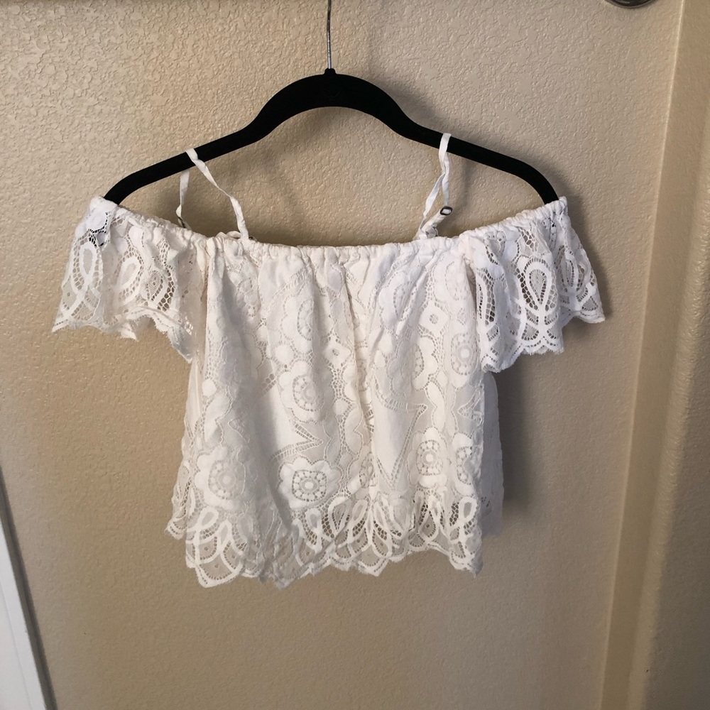 Abercrombie & Fitch Lace Off the Shoulder Top